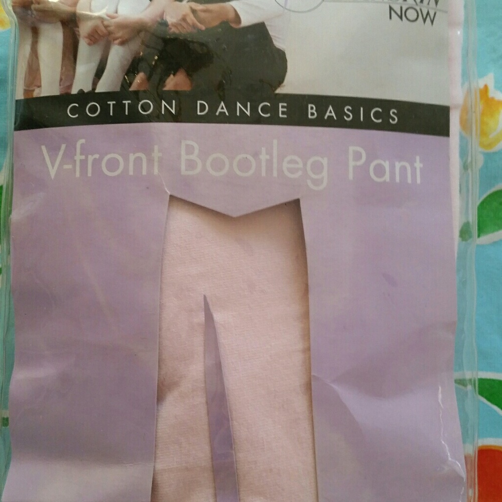 New in pkg.  Danskin Now bootleg pink dance pants